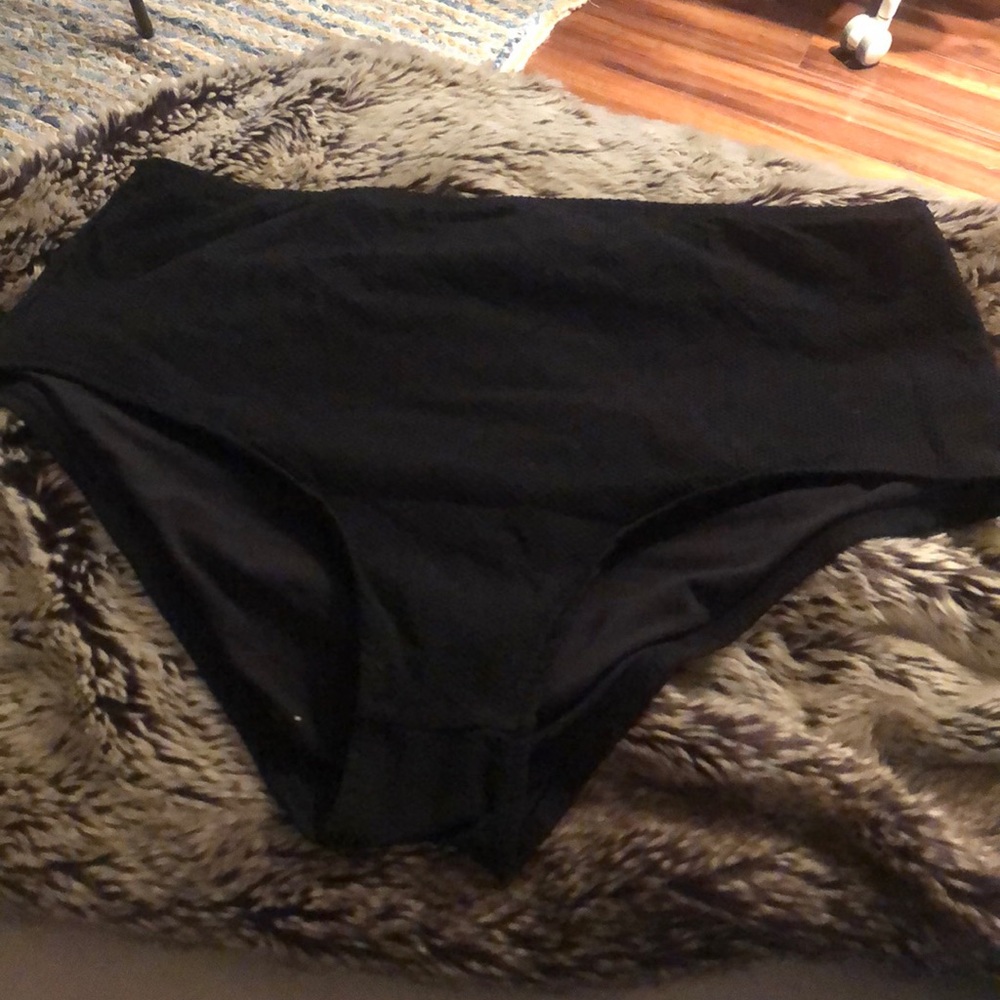 Worn only once! High waisted textured swim bottom